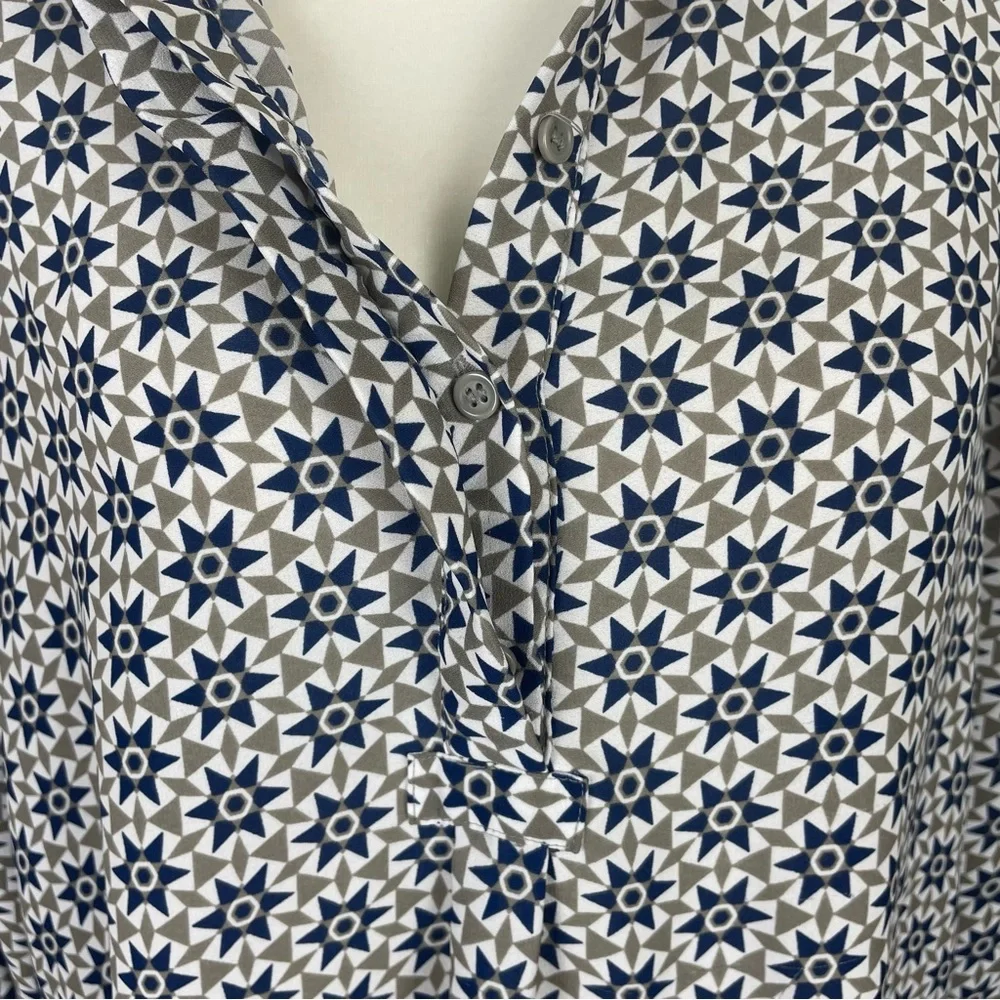 Prana Geometric Star Tunic Top Pullover Size Small White Gray Blue - Picture 8 of 11